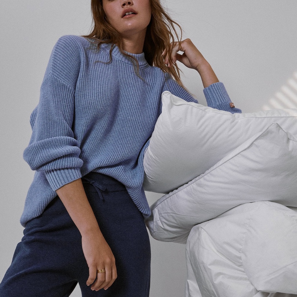 Cozy Cotton Silk Crew Neck Pullover, Daybreak Blue Heather. Size XS/S